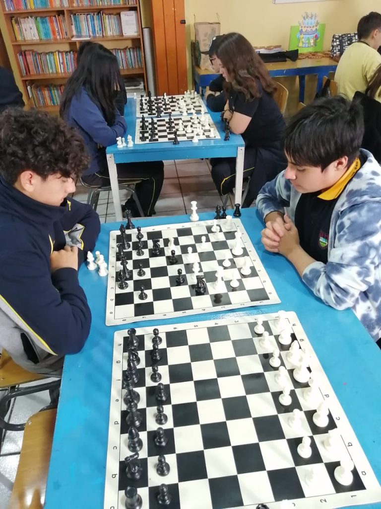 Amistoso Interescolar de Ajedrez